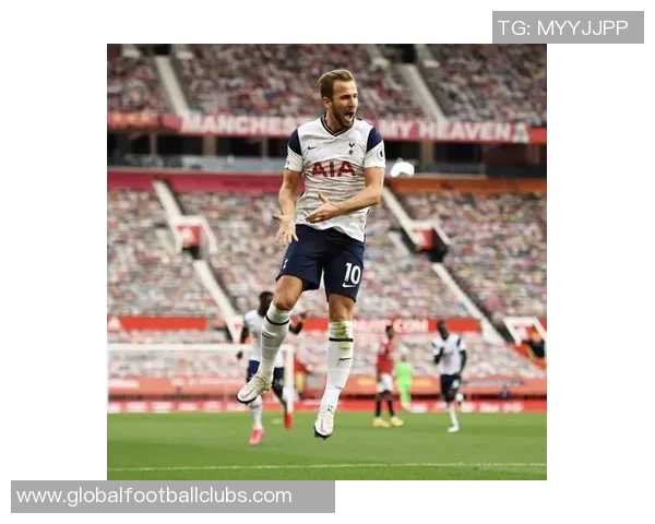 曼联对阵雷丁精彩赛事新浪直播全程回顾与分析